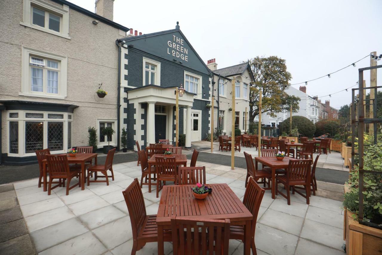Green Lodge, Wirral By Marston'S Inns Hoylake Dış mekan fotoğraf